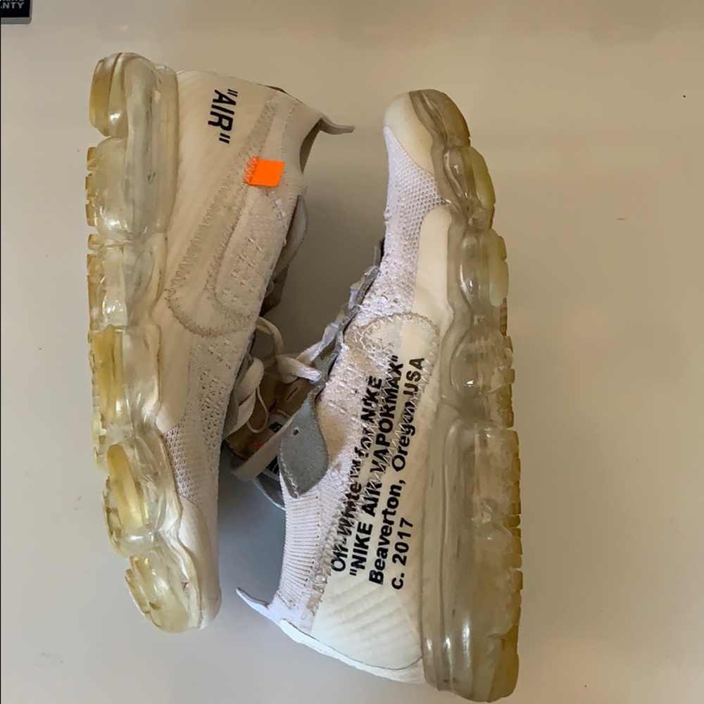 Authentic Off White VaporMax